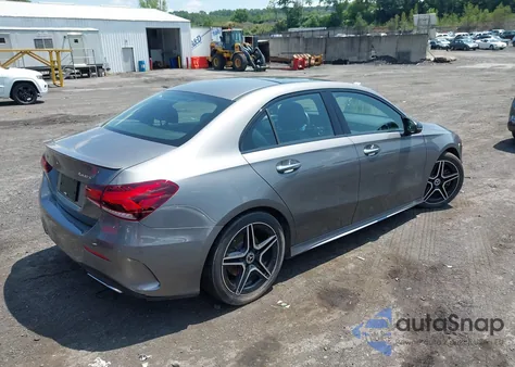 2019 Mercedes-Benz A 220 4Matic из США, поврежденный, VIN WDD3G4FB3KW001688